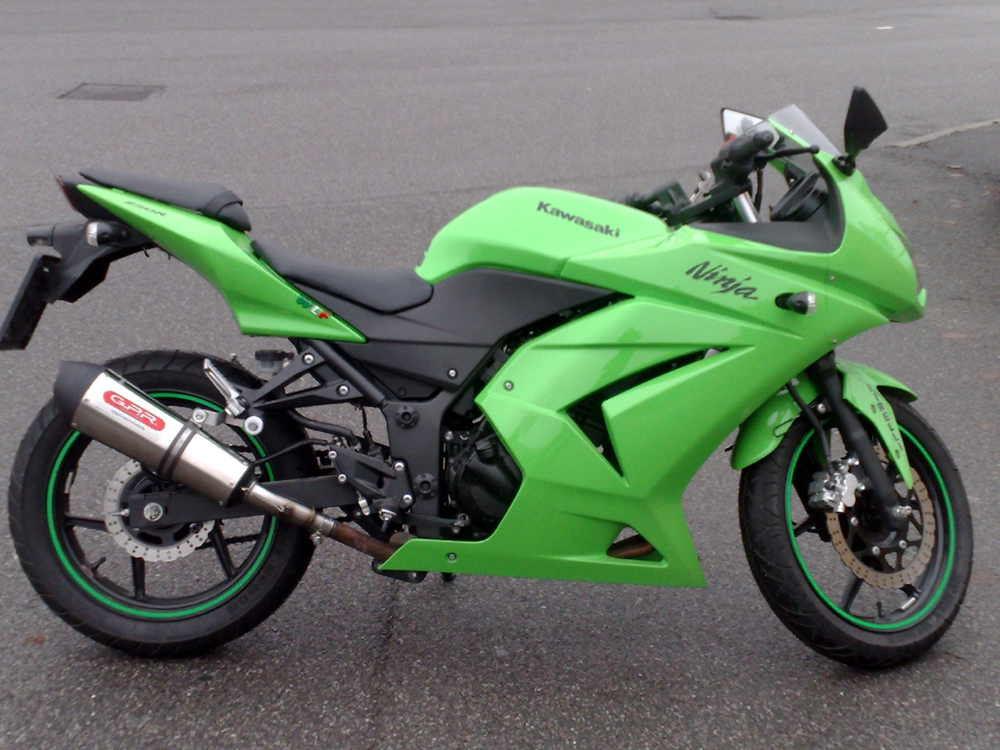 GPR escape compatible con  Kawasaki Z250  2013-2016, New Grand Prix Evo Titanium, Escape legal, homologado, silenciador con db killer desmontable y tubo de conexión específico 