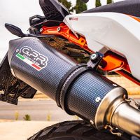 Escape compatible con Husqvarna Norden 901 2022-2024, GP Evo4 Poppy, Escape legal, homologado, silenciador con db killer desmontable y tubo de conexión específico 