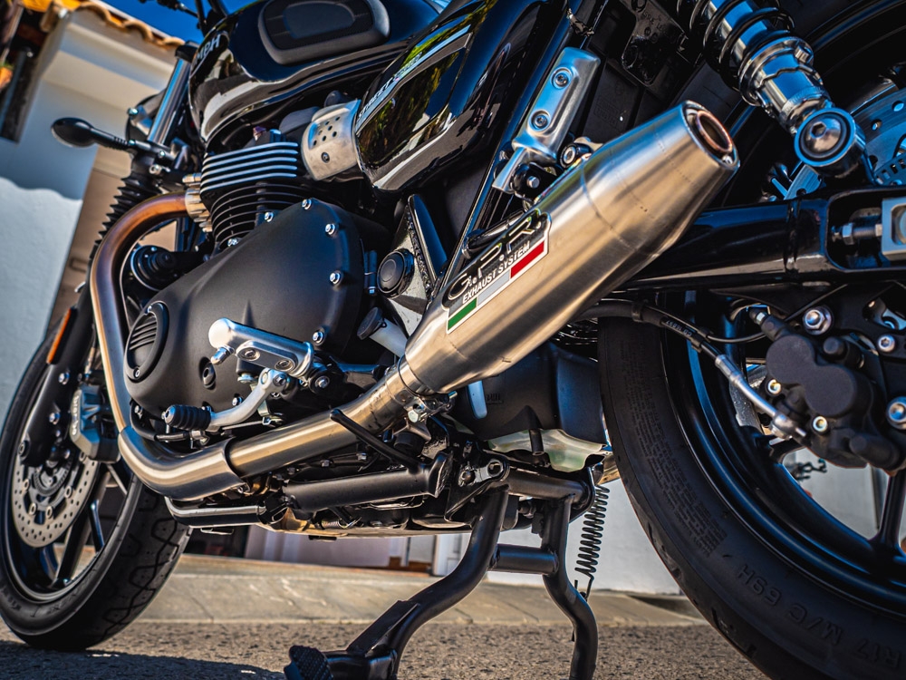 Escape compatible con Triumph Street Twin 900 2020-2021, Deeptone Inox, Par de terminales de escape homologados, con db killer extraíbles y tubos de conexión específicos 