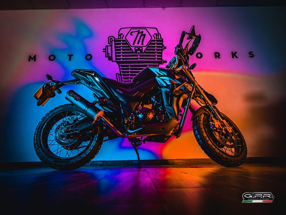 GPR escape compatible con  Zontes Gk 125 2022-2024, M3 Black Titanium, Escape completo homologado y legal,con catalizador incluido db killer extraíble 