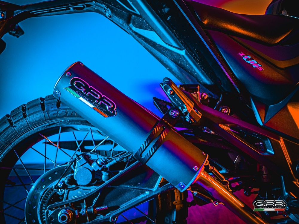 GPR escape compatible con  Zontes Gk 125 2022-2024, M3 Black Titanium, Escape completo homologado y legal,con catalizador incluido db killer extraíble 