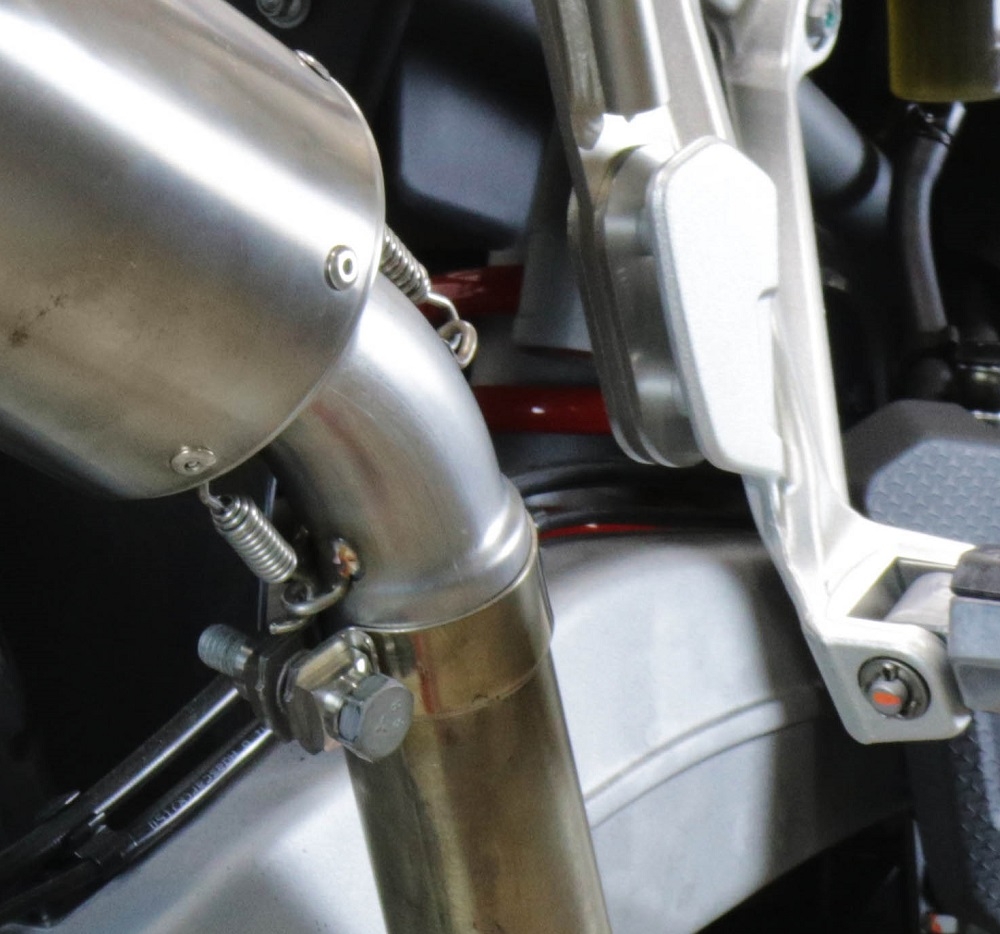 Escape compatible con Aprilia Tuareg 660 2021-2024, GP Evo4 Titanium, Escape legal, homologado, silenciador con db killer desmontable y tubo de conexión específico 