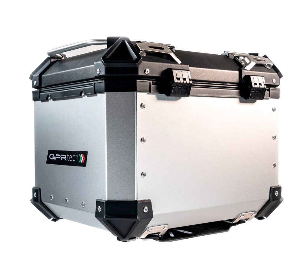 GPR TECH BAUL ALPI-TECH 45 LT. PLATA Baúl superior Top Case de aluminio, respaldo blando incluido, color plata con placa universal incluida Capacidad Litros 45