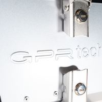 GPR TECH BAUL ALPI-TECH 45 LT. PLATA Baúl superior Top Case de aluminio, respaldo blando incluido, color plata con placa universal incluida Capacidad Litros 45