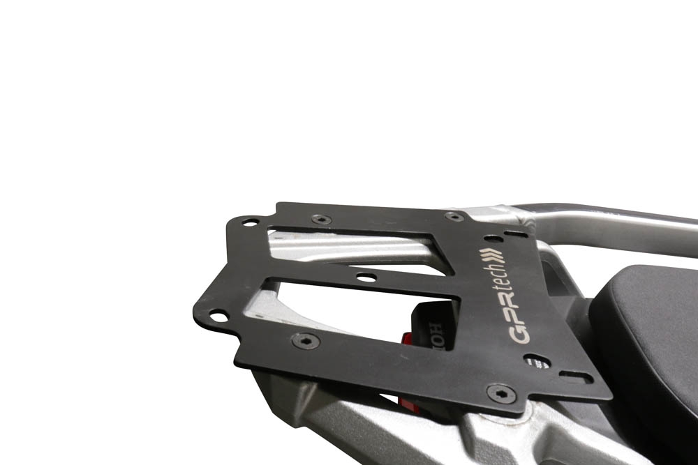 Baúl GPR TECH compatible con  Suzuki V-Strom Dl 650 2017/2020 e4 Baúl Alpi-Tech en aluminio, color negro con placa específica incluida Capacidad Litros 45