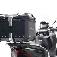 Baúl GPR TECH compatible con  Honda Forza 300 2018/2023 Baúl Alpi-Tech en aluminio, color negro con placa específica incluida Capacidad Litros 45