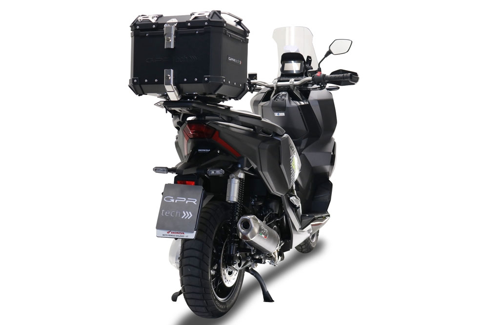 Baúl GPR TECH compatible con  Honda Forza 300 2018/2023 Baúl Alpi-Tech en aluminio, color negro con placa específica incluida Capacidad Litros 45