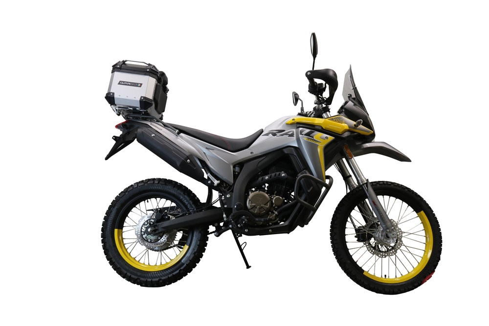Baúl GPR TECH compatible con  Voge 300Rally 2022/2024 e5 Baúl Alpi-Tech en aluminio color plata con placa específica incluida Capacidad Litros 26