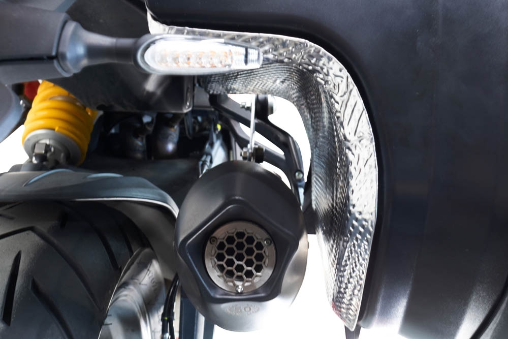 Escape compatible con Ducati Multistrada V4 - S 2022-2024, GP Evo4 Poppy, Escape legal, homologado, silenciador con db killer desmontable y tubo de conexión específico 