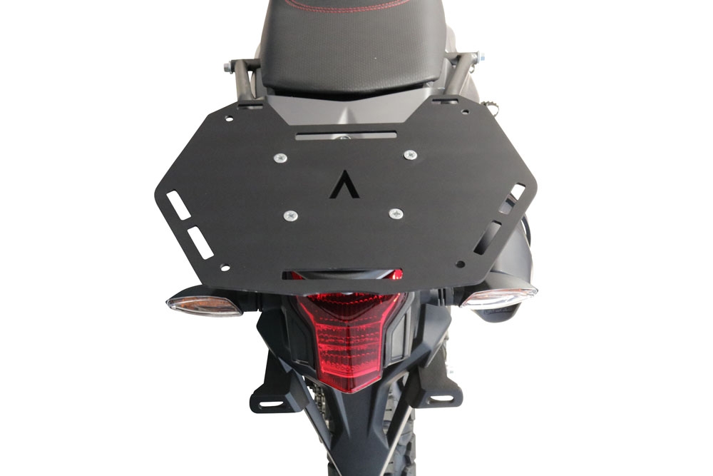 Baúl GPR TECH compatible con  Voge 300Rally 2022/2024 e5 Baúl Alpi-Tech en aluminio, color negro con placa específica incluida Capacidad Litros 26