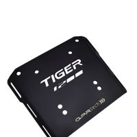 GPR TECH compatible con  Triumph Tiger 1200 explorer 2017/2021 e4 Placa de fijación específica Top Case ALPITECH 55 LT compatible con portaequipajes original, fabricada en acero inoxidable con 4 puntos de anclaje