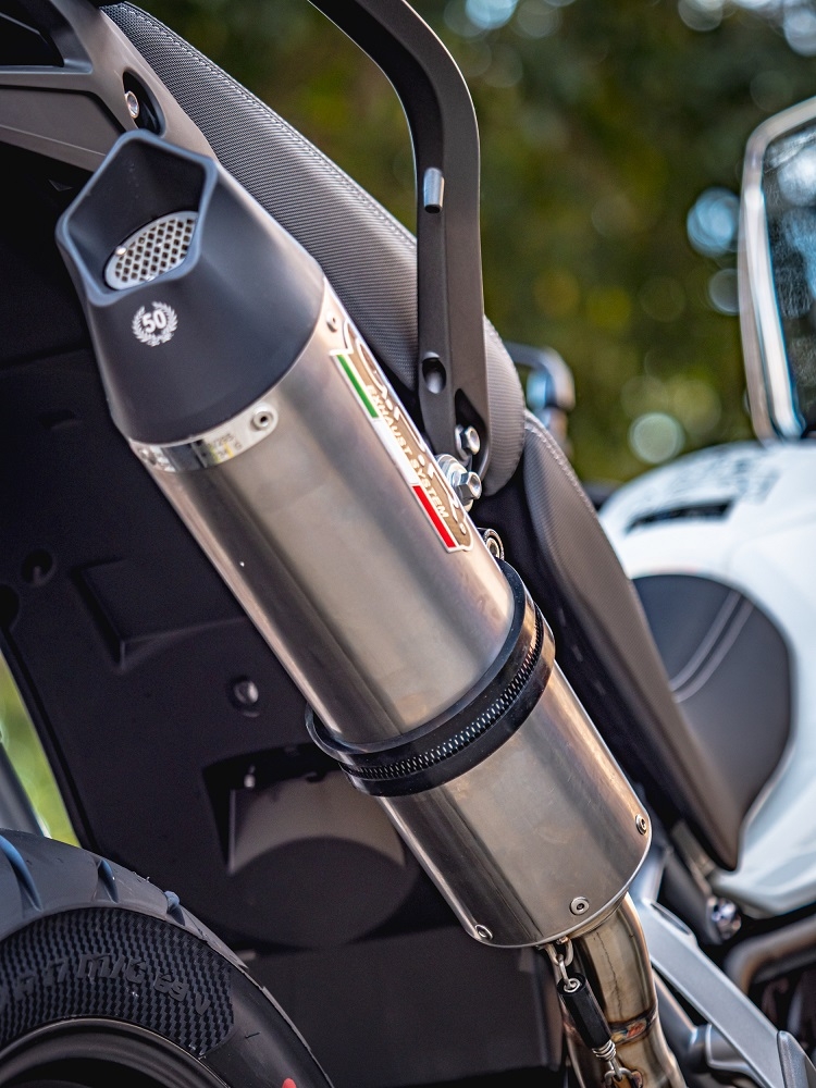 Escape compatible con Triumph Tiger 850 2020-2024, GP Evo4 Titanium, Escape legal, homologado, silenciador con db killer desmontable y tubo de conexión específico 