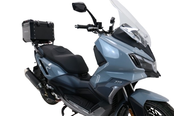Baúl GPR TECH compatible con  Bmw G 310 Gs 2017/2021 e4 Baúl Alpi-Tech en aluminio, color negro con placa específica incluida Capacidad Litros 26