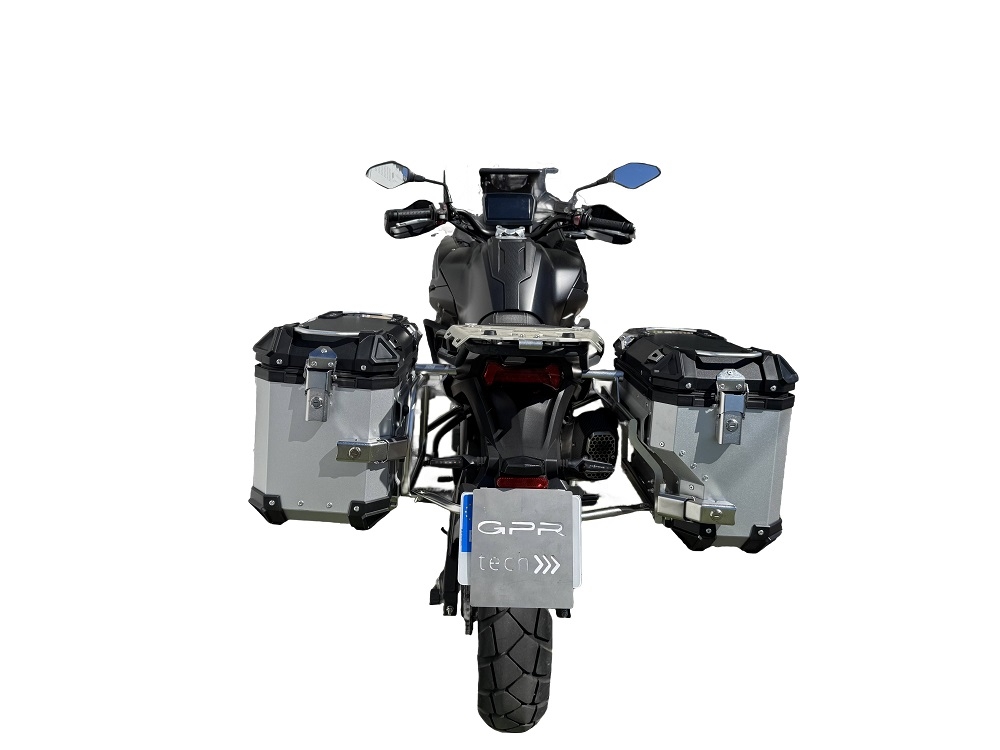 GPR TECH compatible con  Voge 525DSX 2023/2025 e5 Par de maletas laterales en aluminio con lado derecho contorneado, color plata con portaequipajes específico Capacidad 38 LT. + 32 LT.