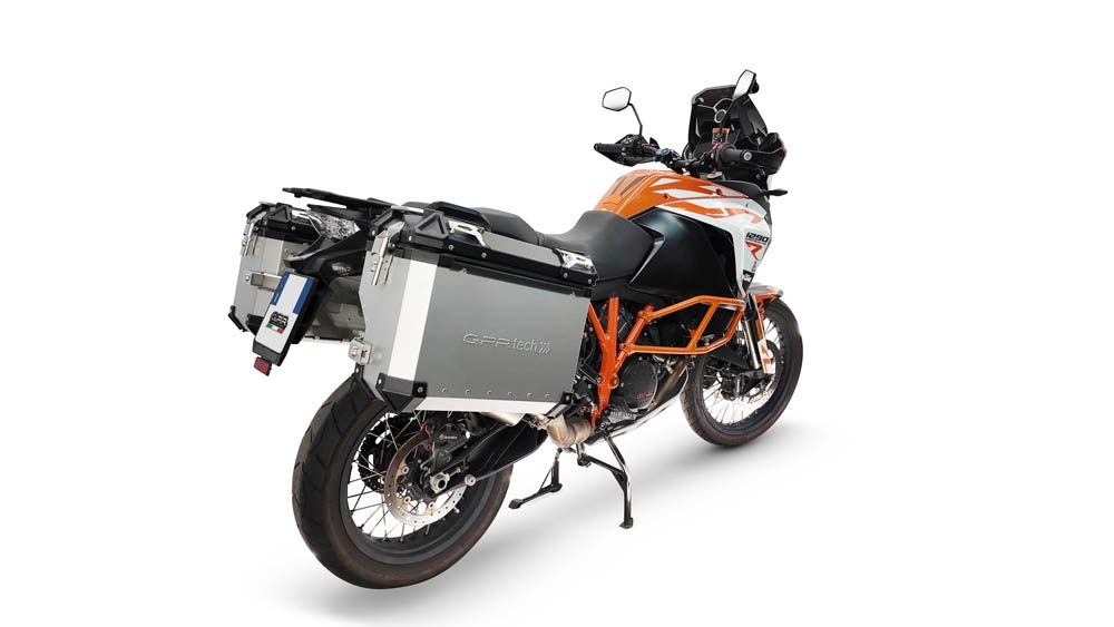 GPR TECH compatible con  Ktm Lc 8 1290 Super Adv 2015/2016 e3 Par de maletas laterales en aluminio con lado derecho contorneado, color plata con portaequipajes específico Capacidad 38 LT. + 32 LT.