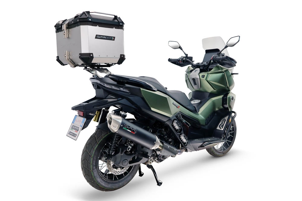 Baúl GPR TECH compatible con  Voge SR 450 X 2026/2027 e5 plus Baúl Alpi-Tech en aluminio color plata, incluye portaequipajes específico de aluminio y placa especifica de acero. Capacidad Litros 35