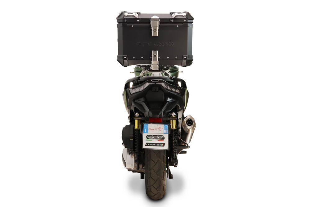 Baúl GPR TECH compatible con  Voge SR 450 X 2026/2027 e5 plus Baúl Alpi-Tech en aluminio color plata, incluye portaequipajes específico de aluminio y placa especifica de acero. Capacidad Litros 35