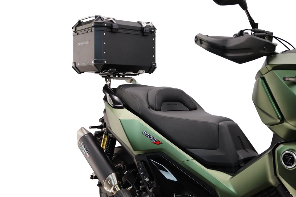 Baúl GPR TECH compatible con  Voge SR 450 X 2026/2027 e5 plus Baúl Alpi-Tech en aluminio color plata, incluye portaequipajes específico de aluminio y placa especifica de acero. Capacidad Litros 35