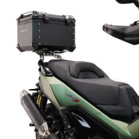 Baúl GPR TECH compatible con  Voge SR 450 X 2026/2027 e5 plus Baúl Alpi-Tech en aluminio color plata, incluye portaequipajes específico de aluminio y placa especifica de acero. Capacidad Litros 35